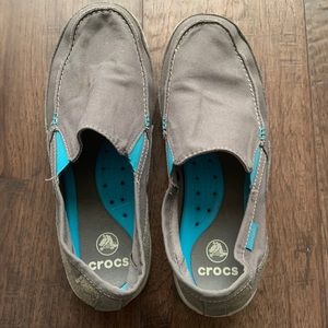 Men’s crocs loafers